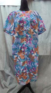 Collections Vintage 70s FlowerCore Muumuu Floral Caftan Dress Housecoat XL